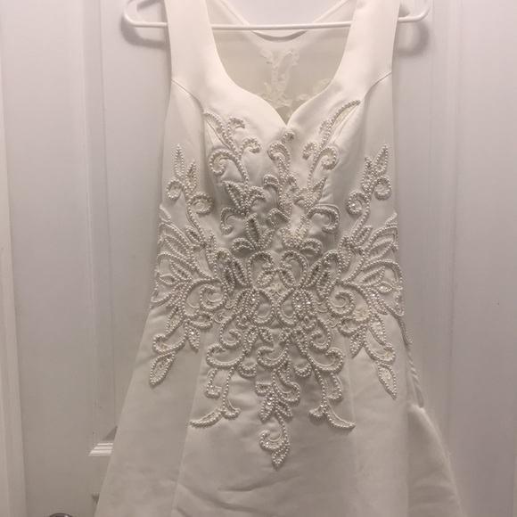 Gorgeous Gorgeous Wedding Gown - Picture 2 of 6